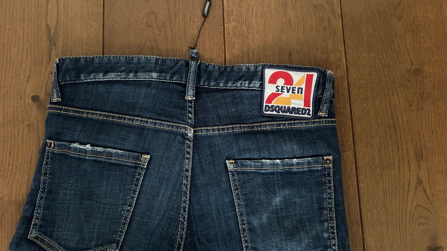 Dsquared2 Jeans: Limited Dsquared2 Jeans – Neuf avec emballage d'origine à Kriens par SRIKA 2