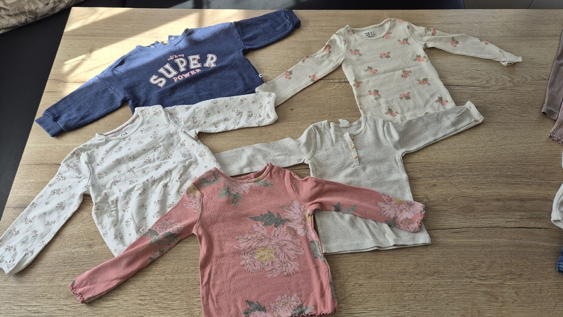 Lotti & Set di vestiti: Kleiderpaket 86/92 – Usato da Reichenburg venduto da denise_13 1