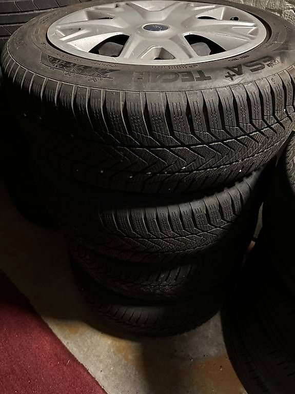 Ford Cerchioni: Ford Kuga Winter reifen – Usato da selzach venduto da Momo117 3