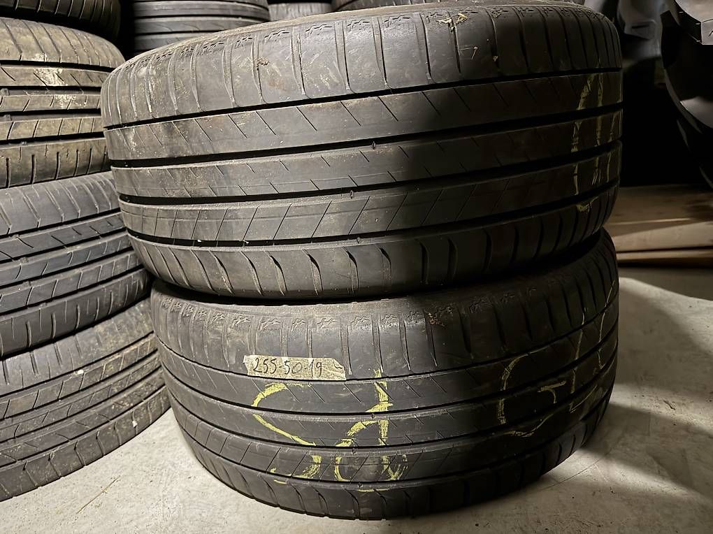 Altro in Scrittura & Disegno: Gomme estive  – Usato da Bedano venduto da sim_66fd 1