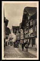 Andermatt, Strassenleben mit Passanten