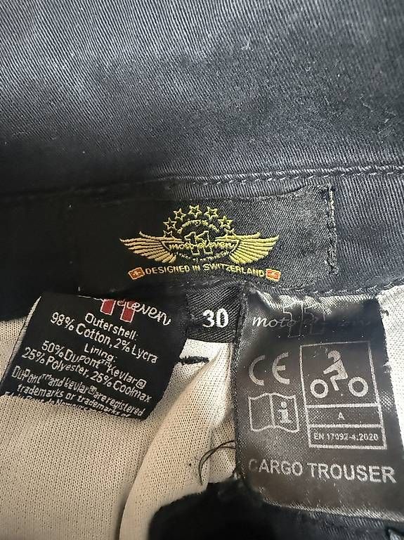 Pantaloni: Kevlar Motorradhose Gr S – Usato da Chur venduto da Domi7000 1