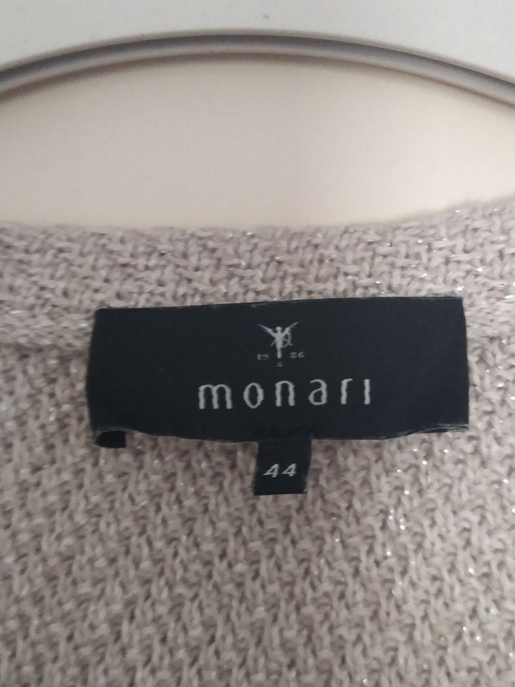 Monari Giacche: Strickjacke MONARI, Grösse 44, grau metallise – Usato da St. Urban venduto da Remember4 3
