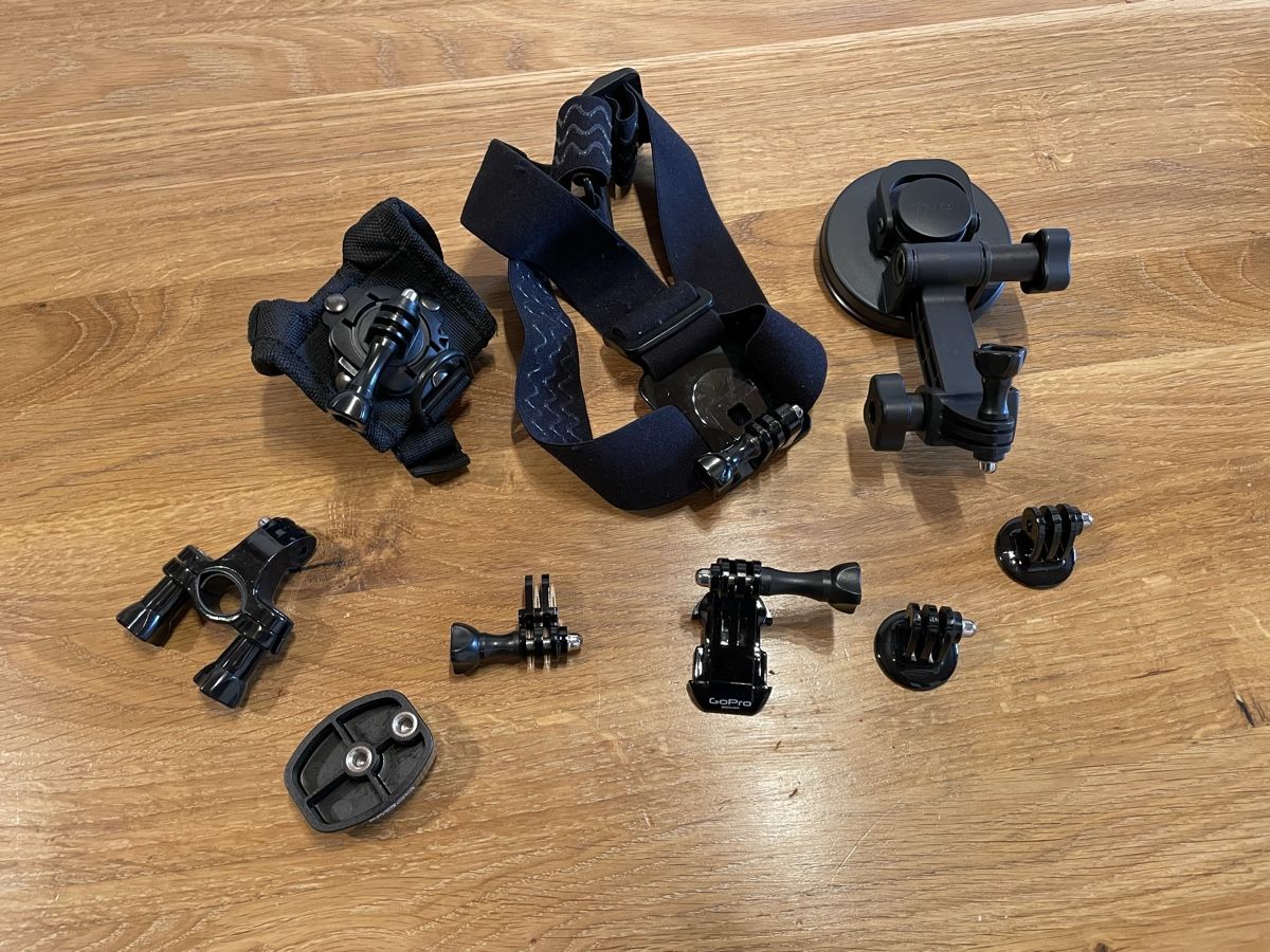 Gopro Action Cam: GoPro Mounts – D'occasion à Zuoz par mrtnsp
