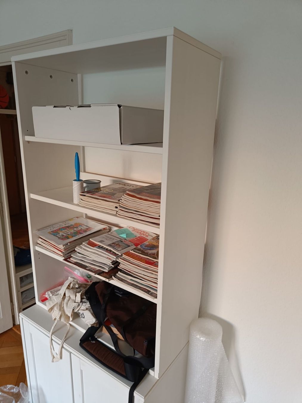 Ikea Armadi: Bibliothèque / armoire IKEA HAVSTA blanche – Usato da Genève venduto da sca_j5cs 2
