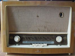 Für Sammler alter Röhrenradios