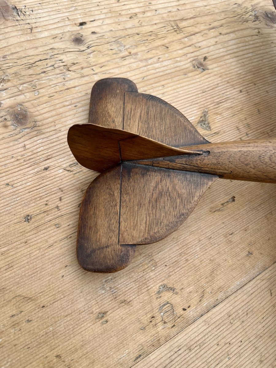 Spielzeuge: Antiker Modellflieger aus Holz – Gebraucht aus Ottikon von san_w99n 3