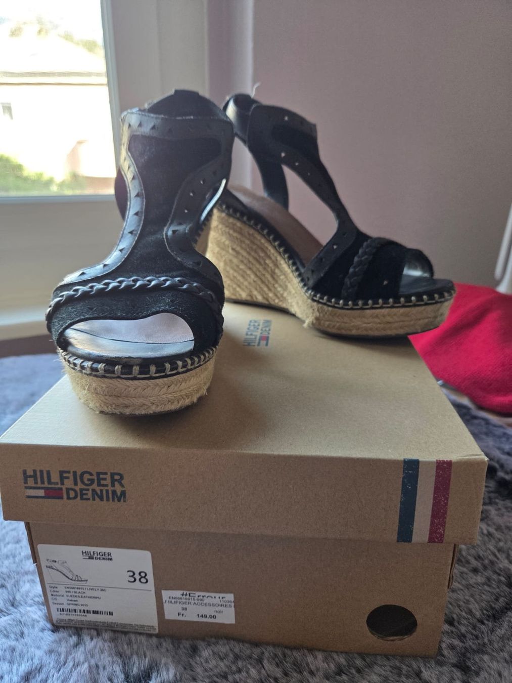 Tommy Hilfiger Scarpe da donna: Sandales Tommy Hilfiger , 38" – Nuovo e nell'imballaggio originale da noes venduto da kri_g7m6 2