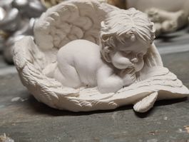 Engelsfigur, ca. 8x5.5 cm