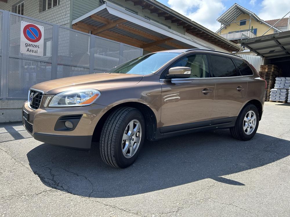 Volvo XC60 AWD