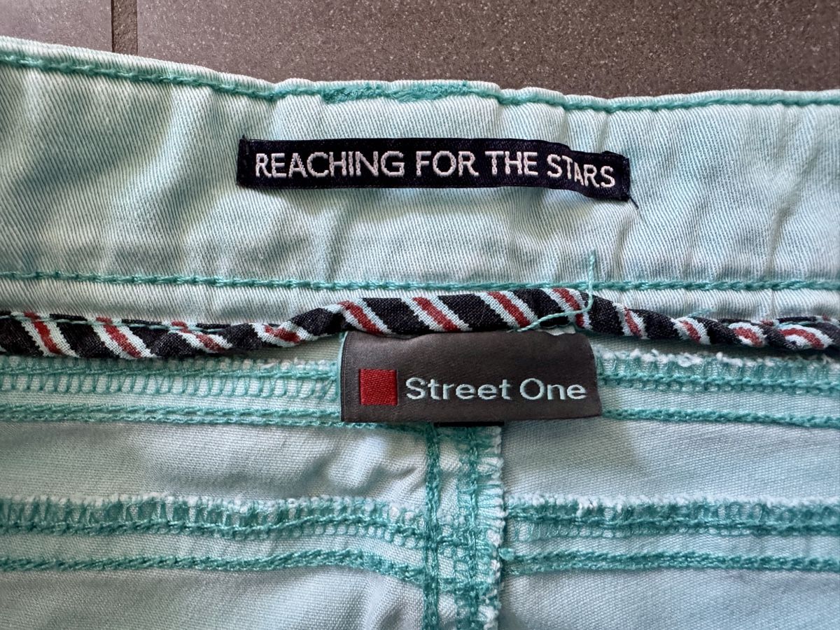 Pantaloni: Bermuda Street One Grösse 36 türkis – Usato da Rothrist venduto da Luckywinner 2