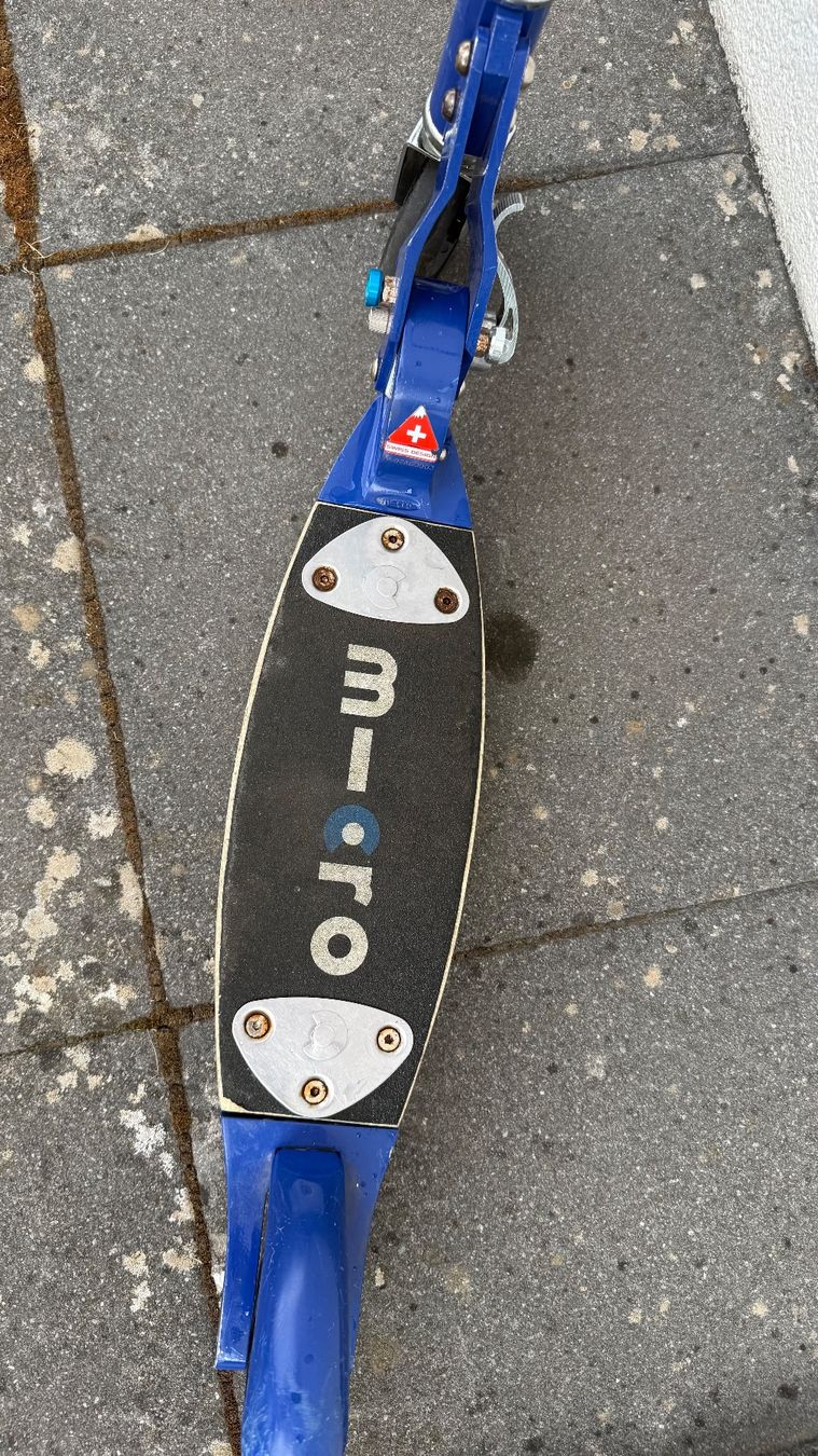 Micro Kickboard: Micro Trottinett blau – Usato da Staufen venduto da BaKoAP 2