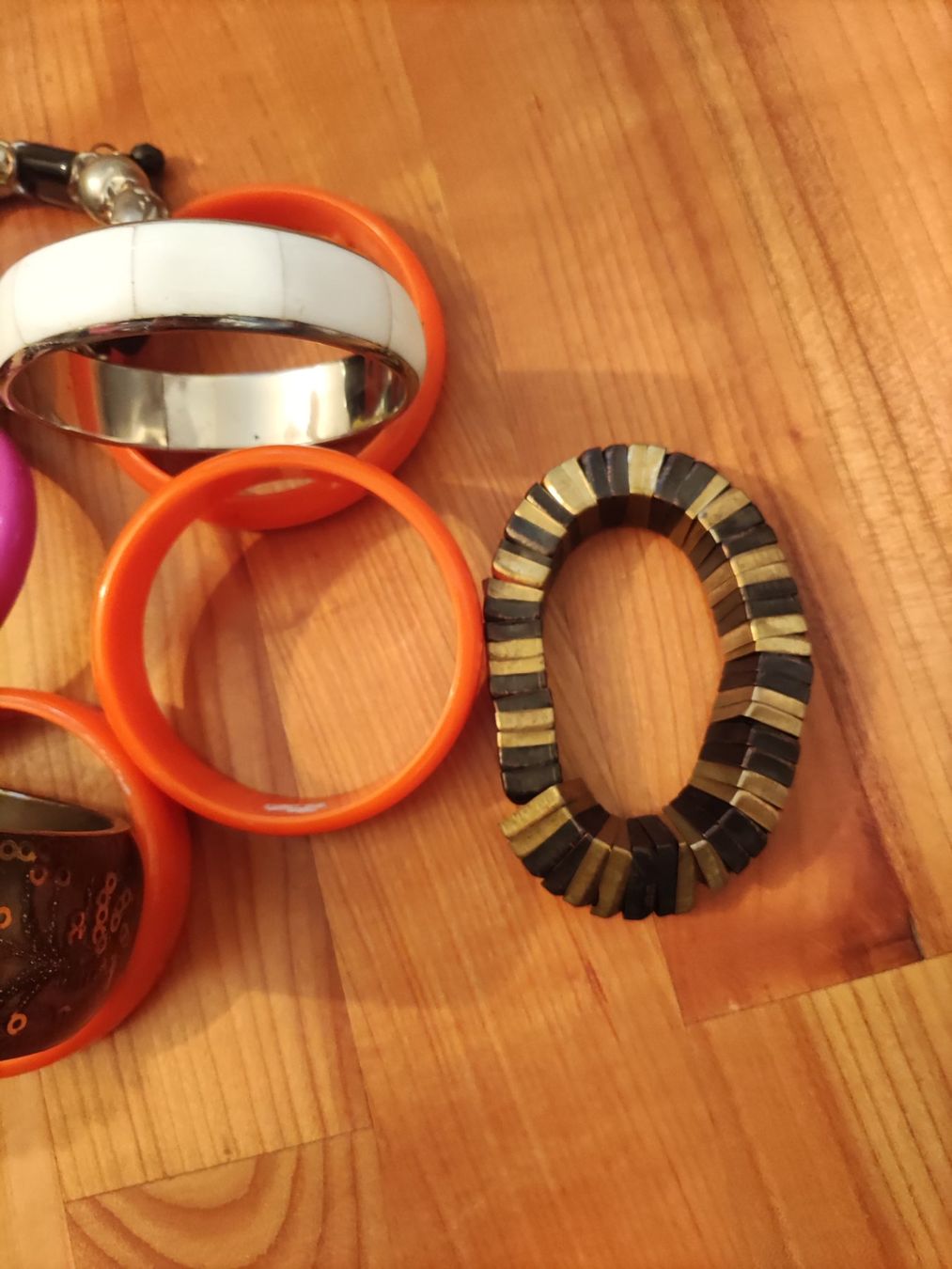 Sonstiger Schmuck: Modeschmuck - 10 Armreife und Ketten – Gebraucht aus Solothurn von Csw1 1