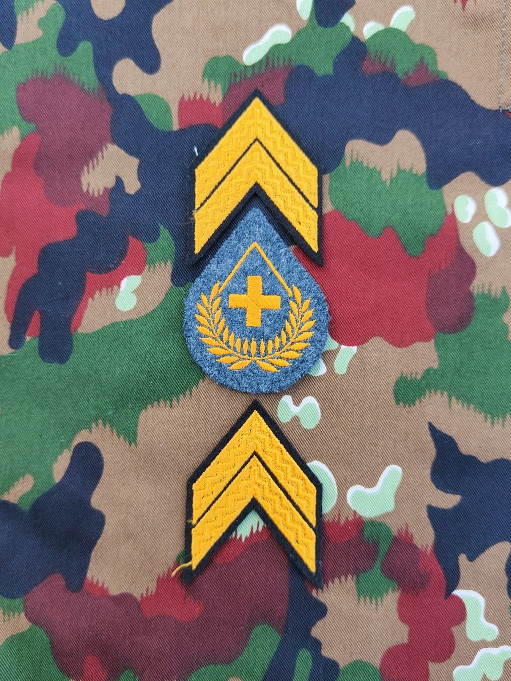 Schweizer Armee Placchette & Badge: Gradabzeichen Ord. 1986 Stabsadjutant – Usato da Bauma venduto da SwissMilitaria