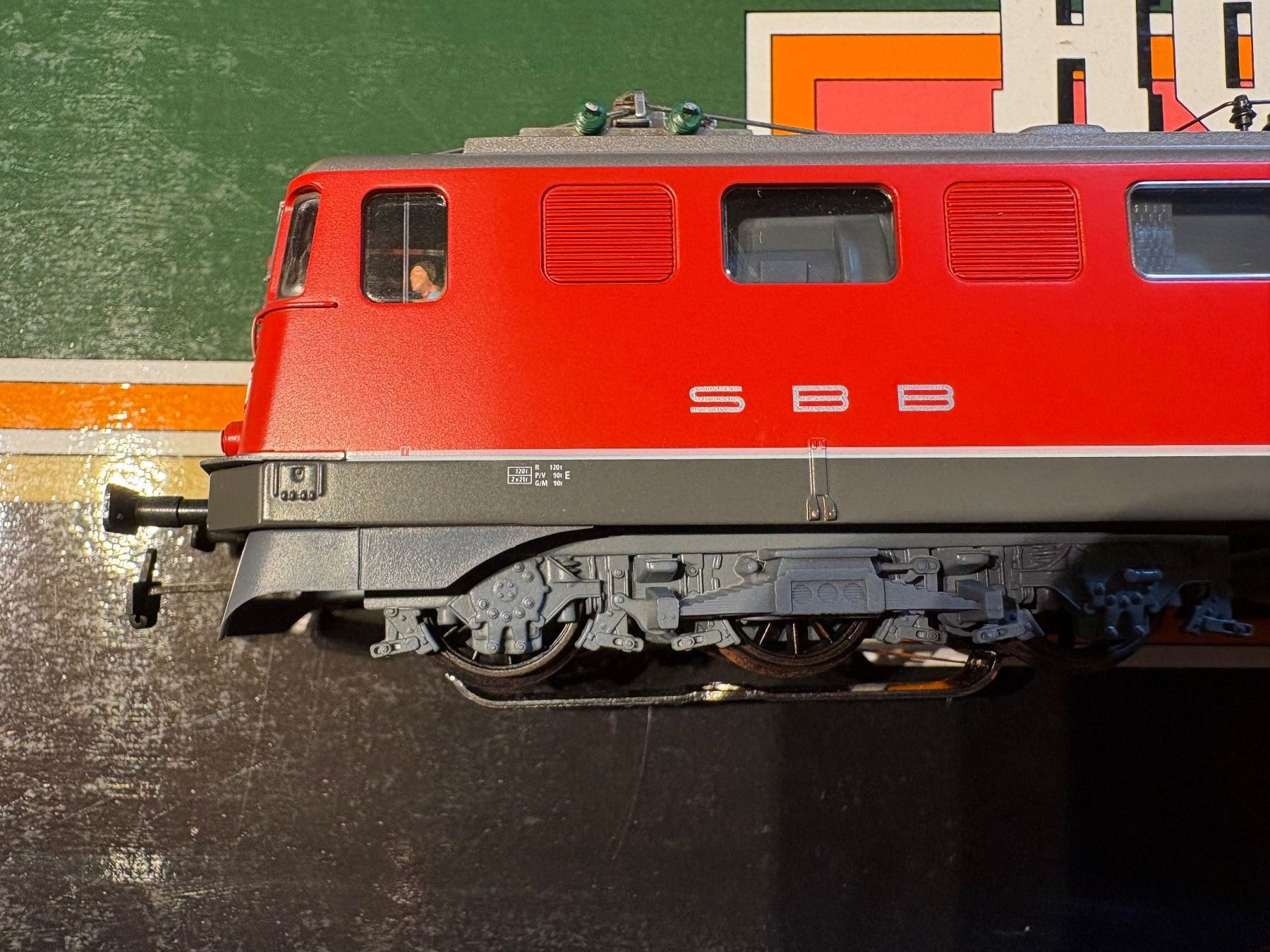 Hag Trains électriques: Hag 124 Ae 6/6 rouge – Neuf avec emballage d'origine à Corcelles Payerne par Pierre66 3