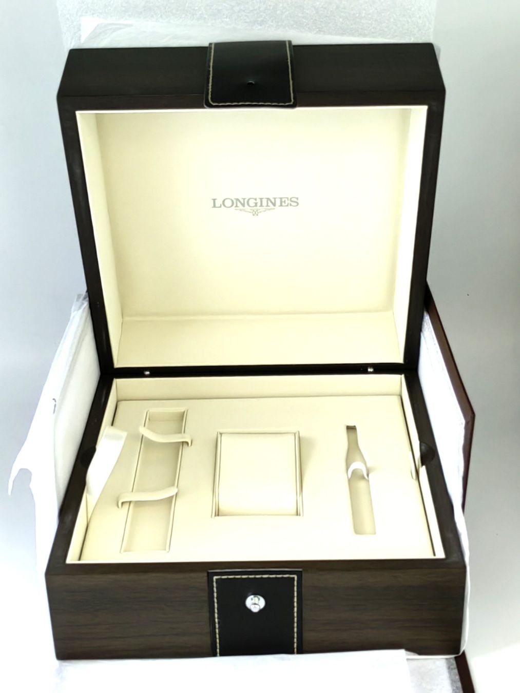 Longines Scatole porta orologi: Original Longines Uhrenbox Holz-Prestige HydroConquest Set – Nuovo e nell'imballaggio originale da Basel venduto da nobby59 3