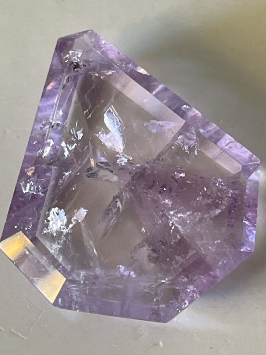Edelsteine: Einzigartiger Amethyst Edelstein- Handschmeichler. – Gebraucht aus Uster von Arrayo 4