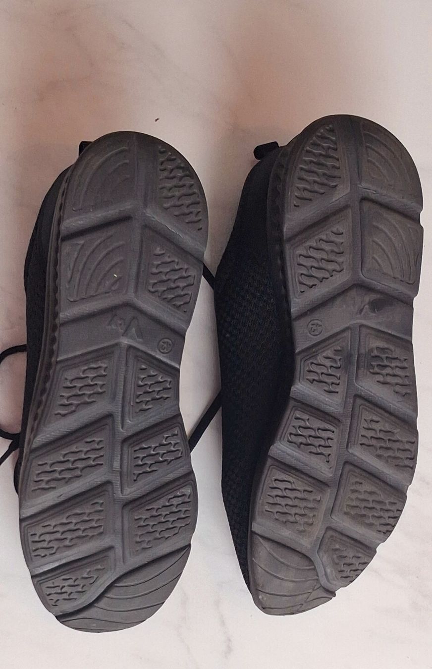 Dosenbach Scarpe da uomo: Sneeakers schwarz – Nuovo (secondo la descrizione) da Rotkreuz venduto da schweizerin72 1