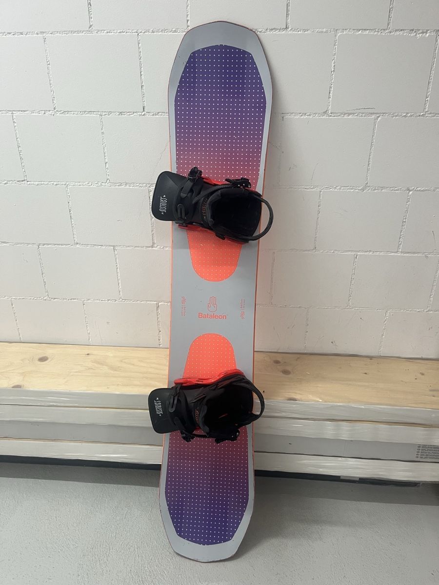 Bataleon Boards: Snowboard Bataleon Evil Twin 151 mit Bindung – D'occasion à schenkon par jer_cy97