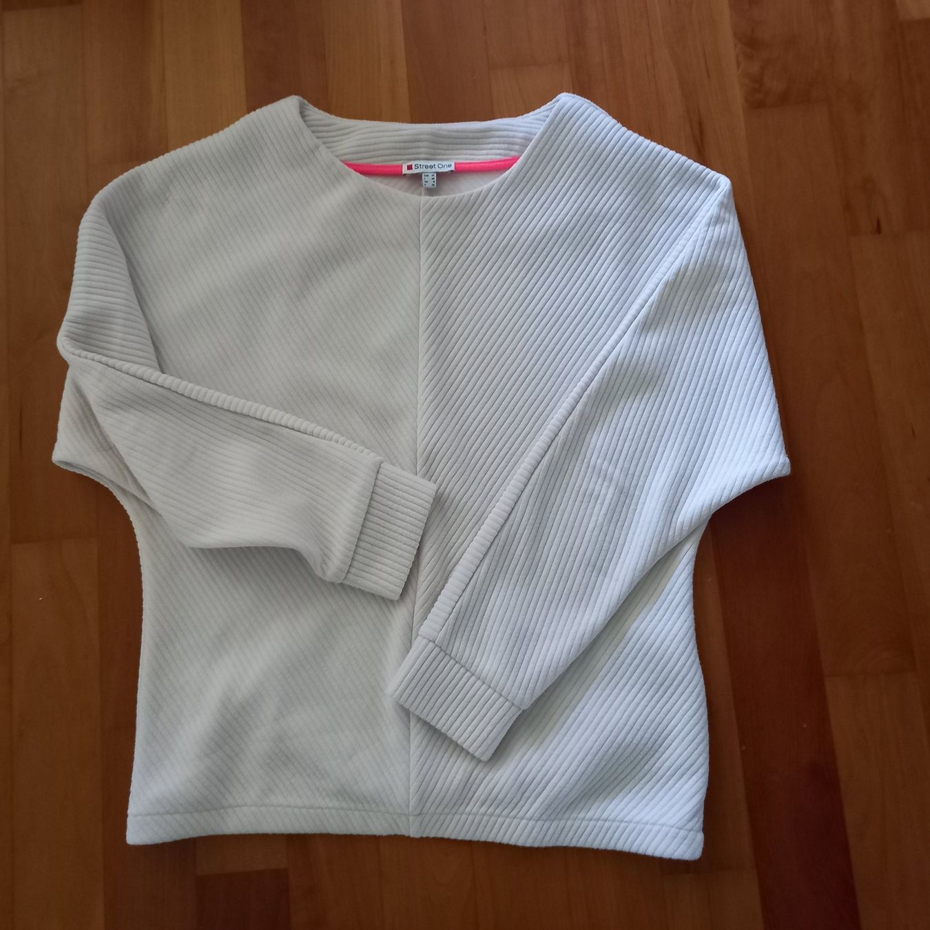 Pullover & Sweatshirts: Street One Pullover gr34 – Gebraucht aus Ennetmoos von enzian24