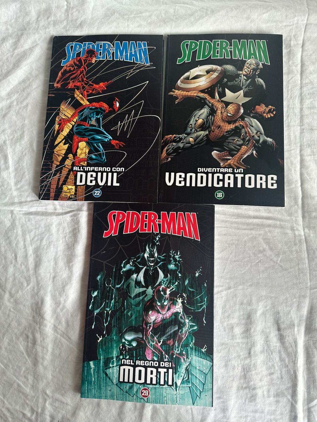 Fumetti: SPIDER-MAN Comics (italienisch) 26 Stk. – Nuovo (secondo la descrizione) da Pfäffikon SZ venduto da elfenhaar 2