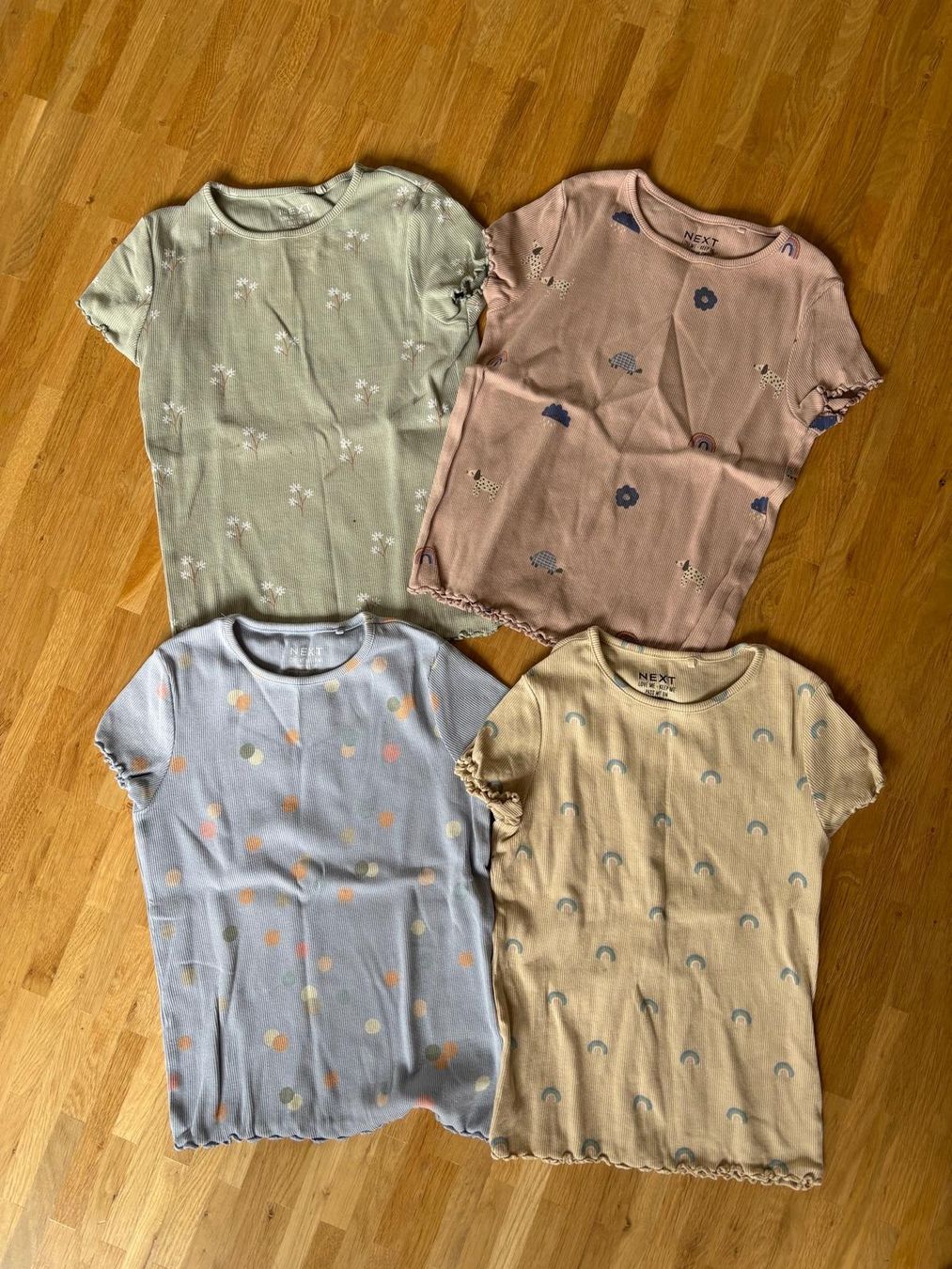Lotti & Set di vestiti: Kleiderpaket Sommer Mädchen 110 / 116 – Usato da Pfungen venduto da olipop_91 1