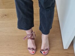 Neue Mango Samt Sandale rosa Schleife Gr. 38
