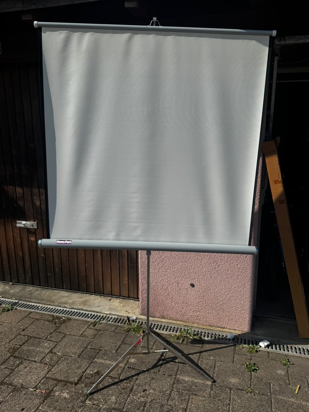 Schermi: Novo Perl Leinwand  – Nuovo (secondo la descrizione) da Egg b. Zürich venduto da Brocki_Insel_Egg