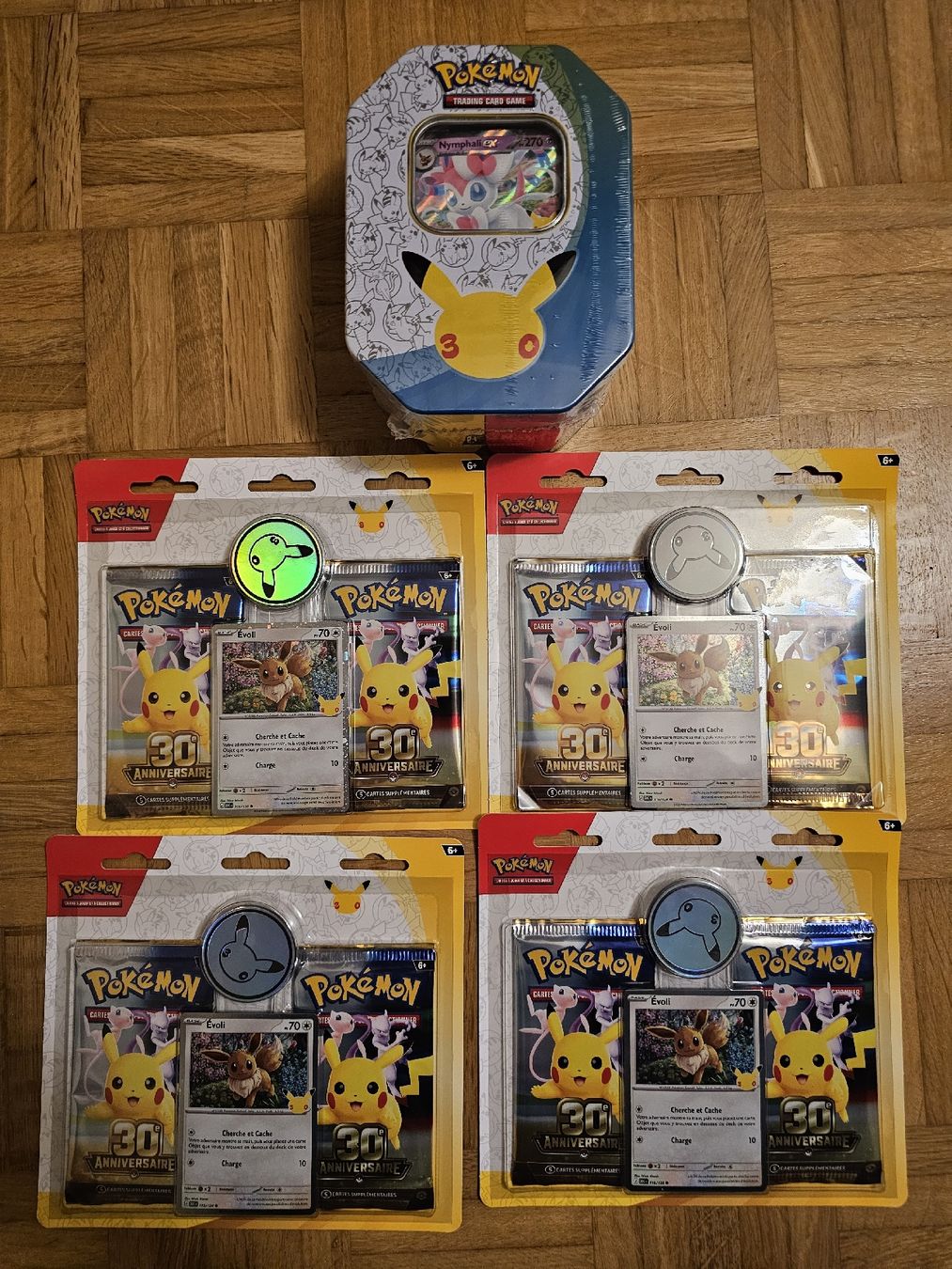 Pokémon Carte collezionabili: Pokémon 30th Celebration Bundle Pack Blisters + Box Tin FR – Nuovo (secondo la descrizione) da St-Imier venduto da King2204