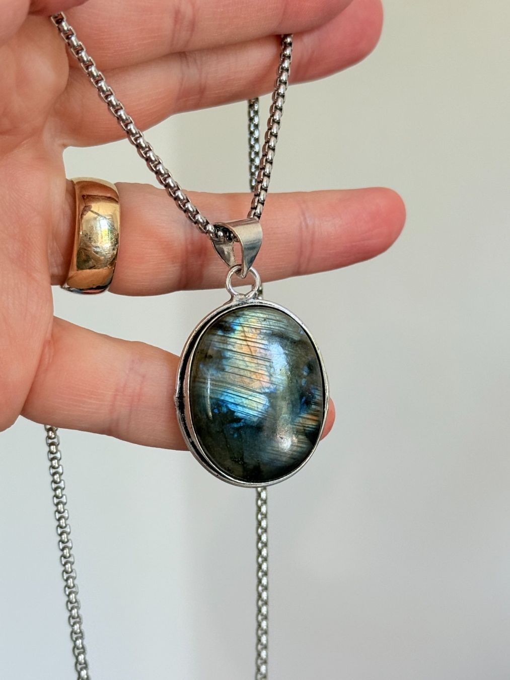 Catenine: Collier labradorite ✨ Pendentif unique en pierre – Nuovo e nell'imballaggio originale da Genève venduto da AWWA