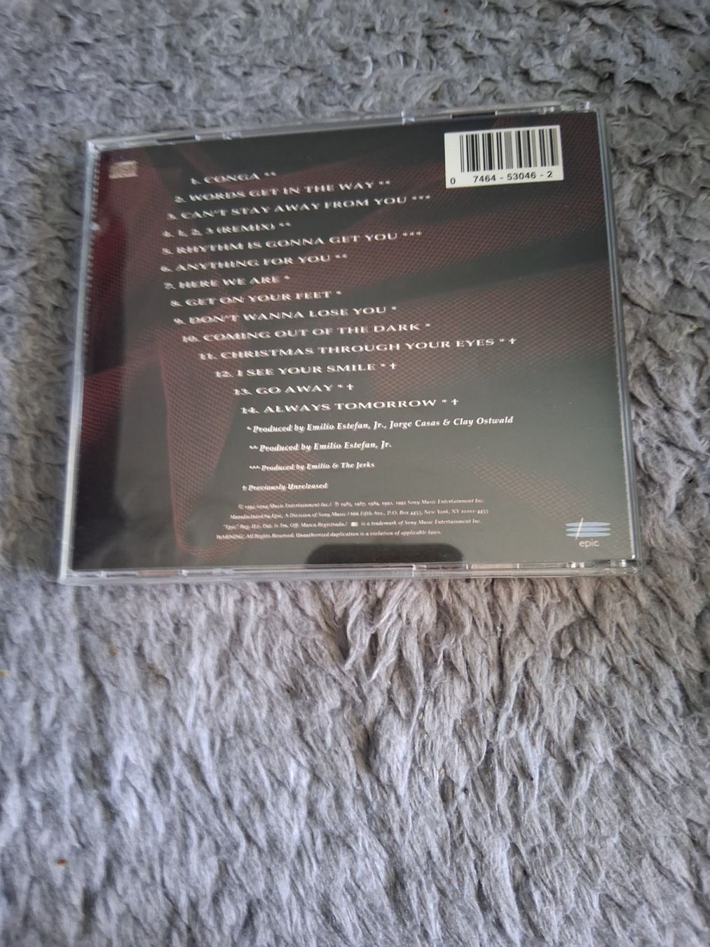 CDs: GLORIA ESTEFAN      GREATEST HITS    CD – D'occasion à Wetzikon ZH par Ramones01 1