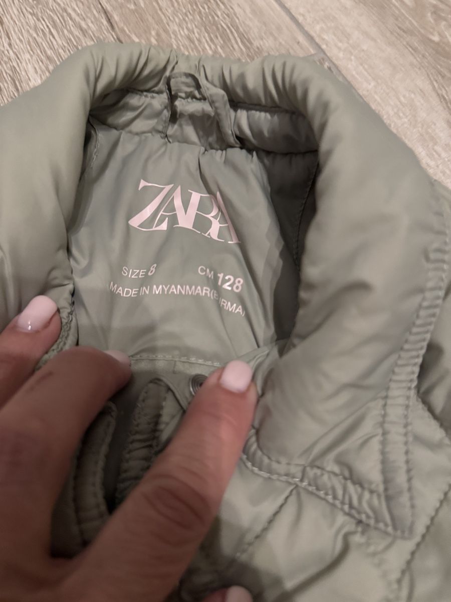 Zara Vestes & Manteaux: übergangsjacke gr. 128 (134) – Neuf (Voir description) à Seengen par Shiara 1