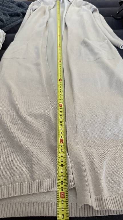 Giacche: Langer Cardigan von Missguided – Usato da Thun venduto da tat_wg9t 2