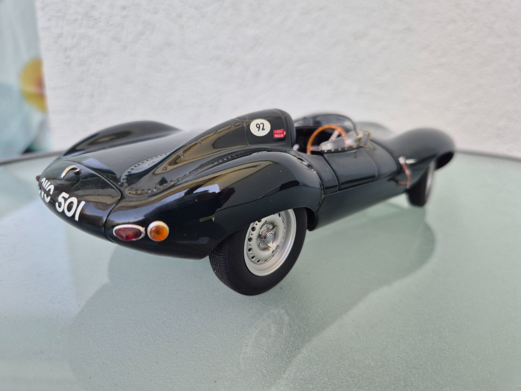 Jaguar Modellini d'auto: Jaguar D-Type von Auto Art 1:18 – Usato da Oberbuchsiten venduto da laffite54 2