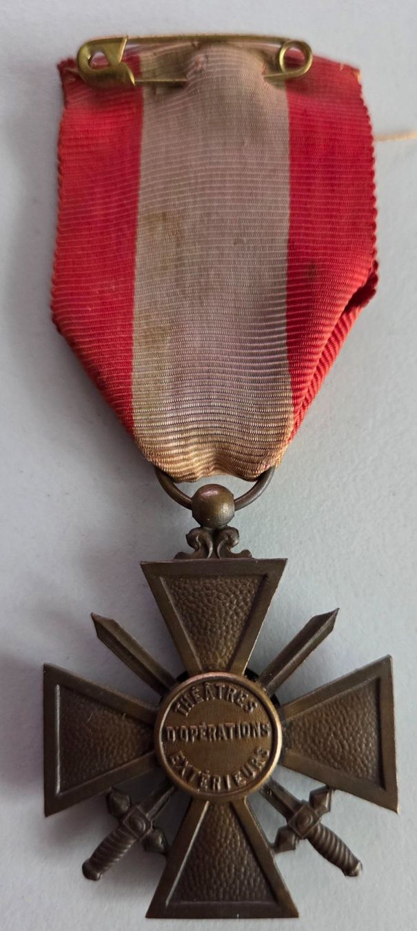 Medaglie: Seltene Kriegsdenkmedaille mit Schwertern & Band – Usato da Luzern venduto da Kartenansicht 1