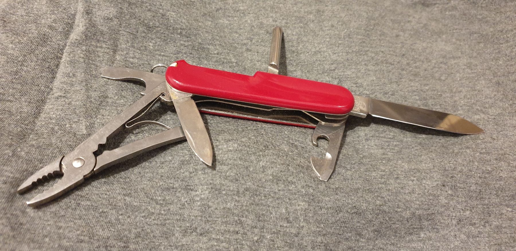 Victorinox Coltelli tascabile: Victorinox Mechanic Philips Sackmesser – Usato da Saxonne (Ayent) venduto da SnowRoof 2