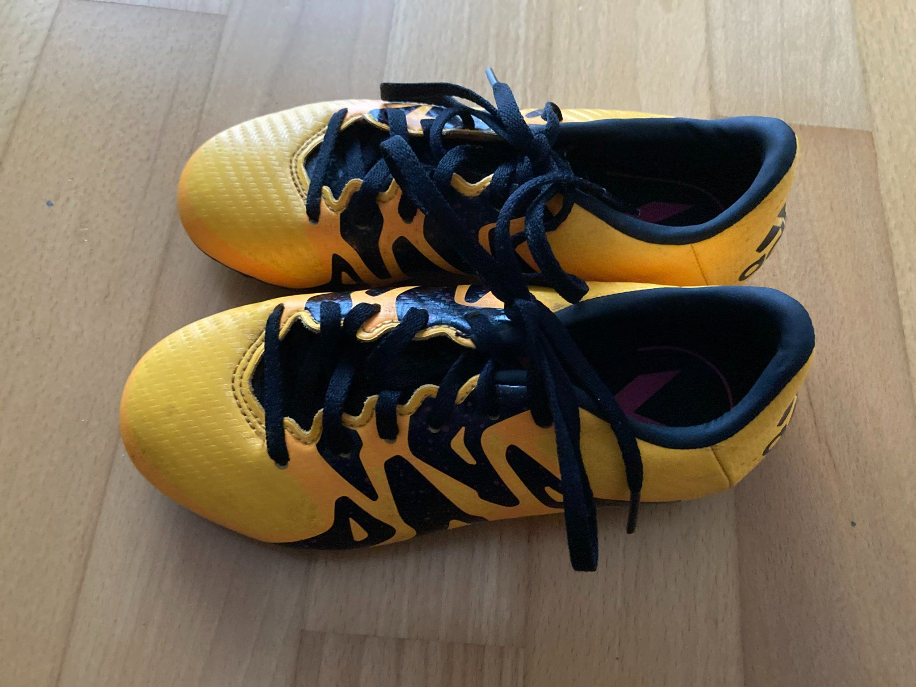 Adidas Scarpe per ragazzi: Fussballschuhe Adidas mit Nocken – Usato da Muttenz venduto da Juvenile33 2