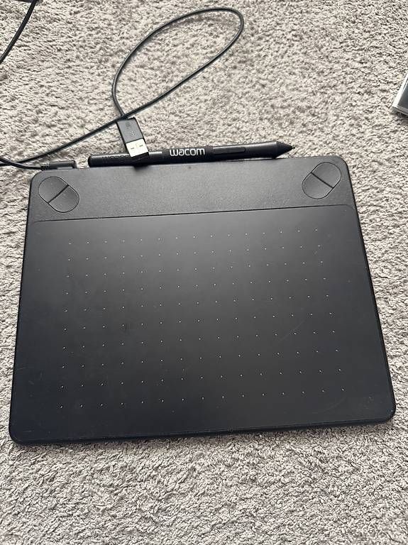 Wacom Maus: Intuos touch pad – Gebraucht aus Zürich von mic_6k6m 1