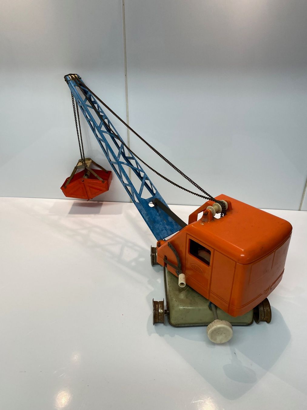 Gama Spielzeuge: GAMA Blechbagger 60'er Fehlteile s. Bilder – Gebraucht aus Kerzers von tisyayasuBE 4