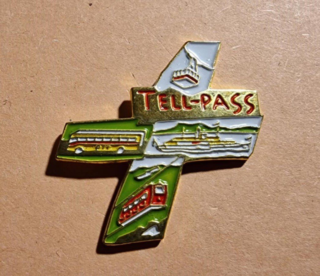 SBB/CFF/FFS Placchette & Badge: Pin Tell Pass – Usato da Härkingen venduto da specialshapes