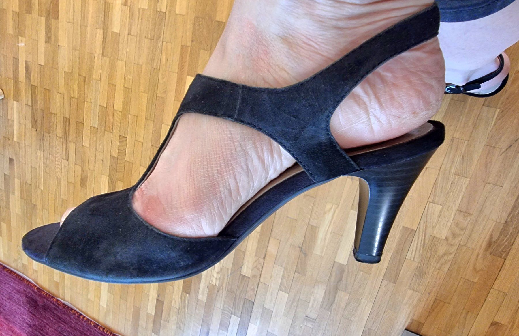 Scarpe da donna: Sandales cuir/daim noires Caprice taille 38.5 – Usato da Veyrier venduto da Leilazizou 3
