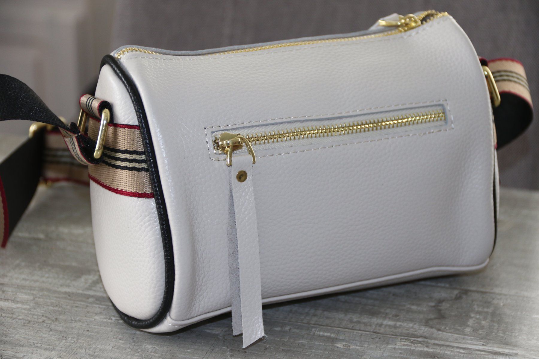 Taschen für Damen: Neue mega schöne echt Ledertasche – Neu (gemäss Beschreibung) aus Oberwil-Lieli von Svetlana28 5