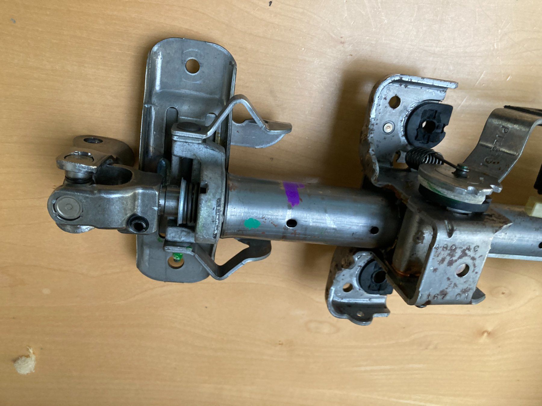 Chrysler Tutti pezzi di ricambio auto: Chrysler PT Cruiser Lenksäule - Mopar 04690697AG – Nuovo e nell'imballaggio originale da Cham venduto da WB2223 2