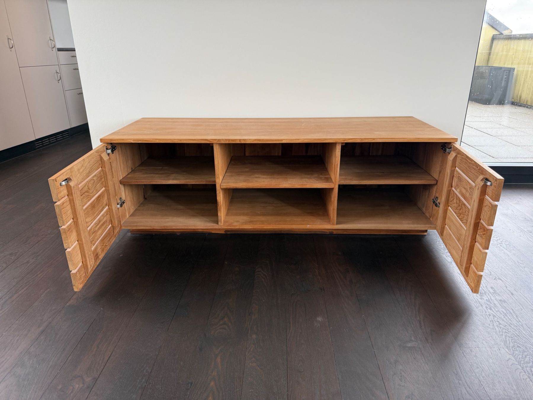 Ethnicraft TV Möbel: Ethnicraft Sideboard aus Eiche, 160x60x50 – Gebraucht aus Zürich von 84m_7kmf 2
