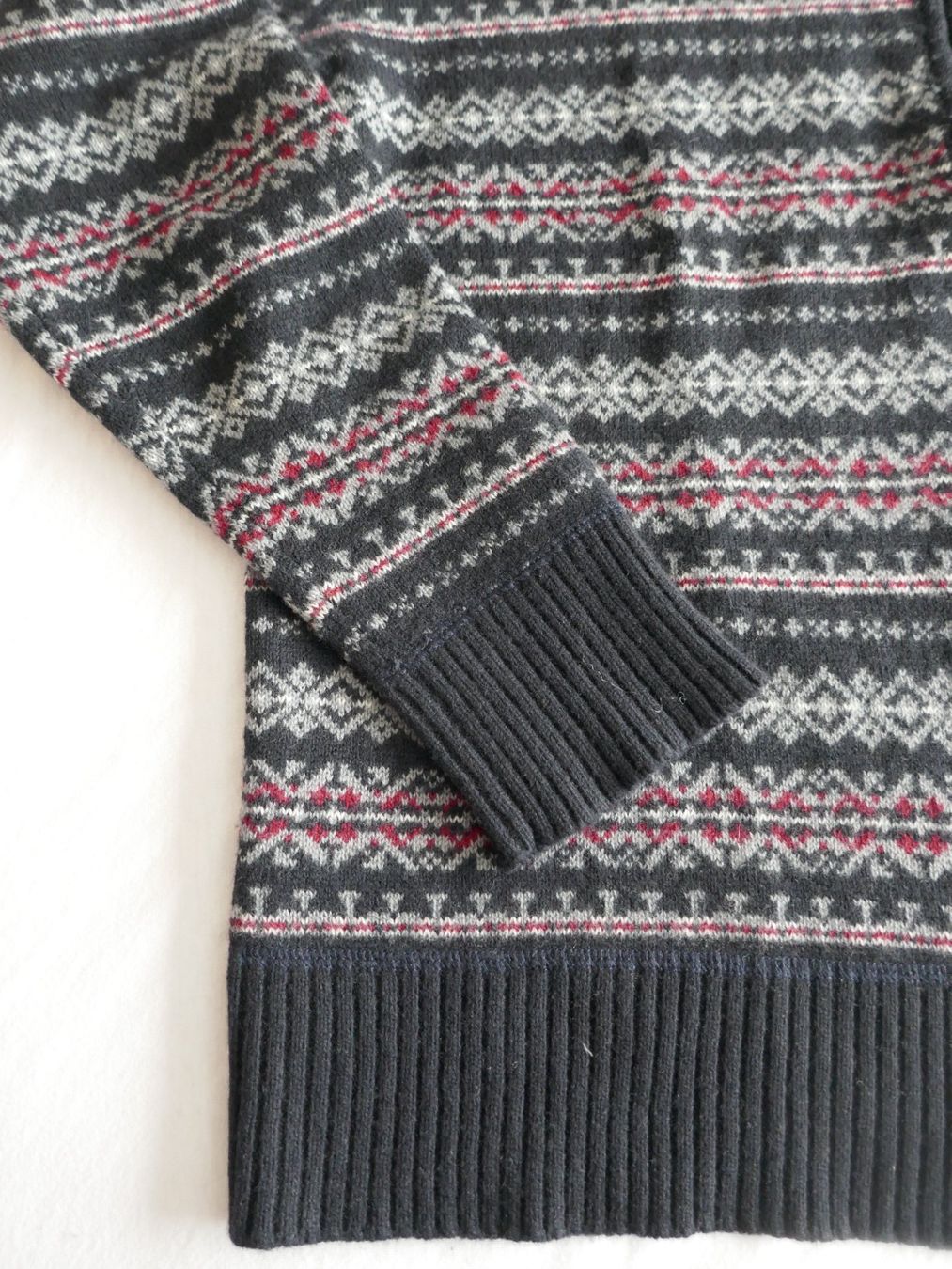 Maddison Giacche: Strickjacke mit Reissverschluss - dunkelblau + Muster – Usato da Volketswil venduto da Cobra22 3