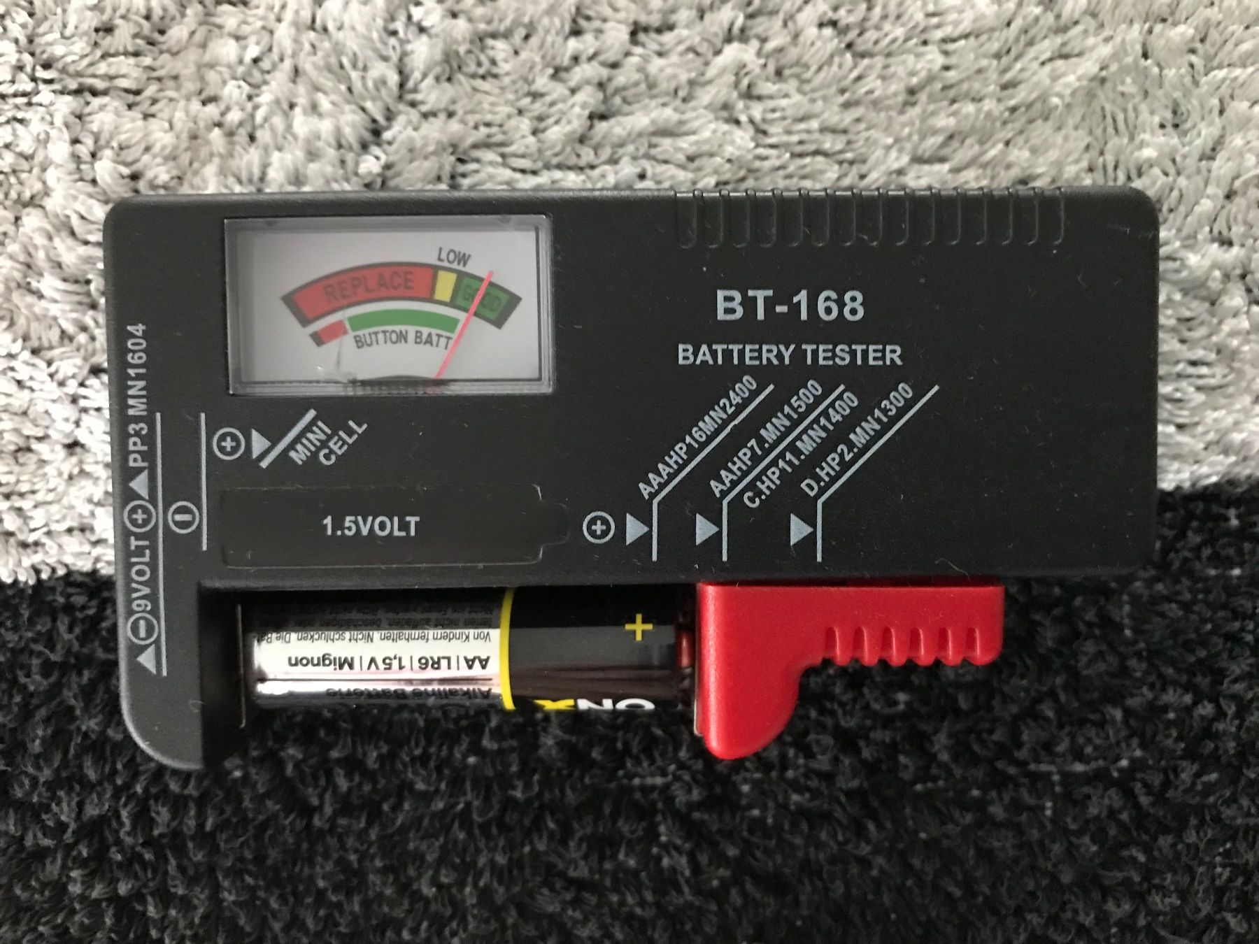 Misurare: Batterietester BT-168 - neu – Nuovo e nell'imballaggio originale da Niederteufen venduto da mix18