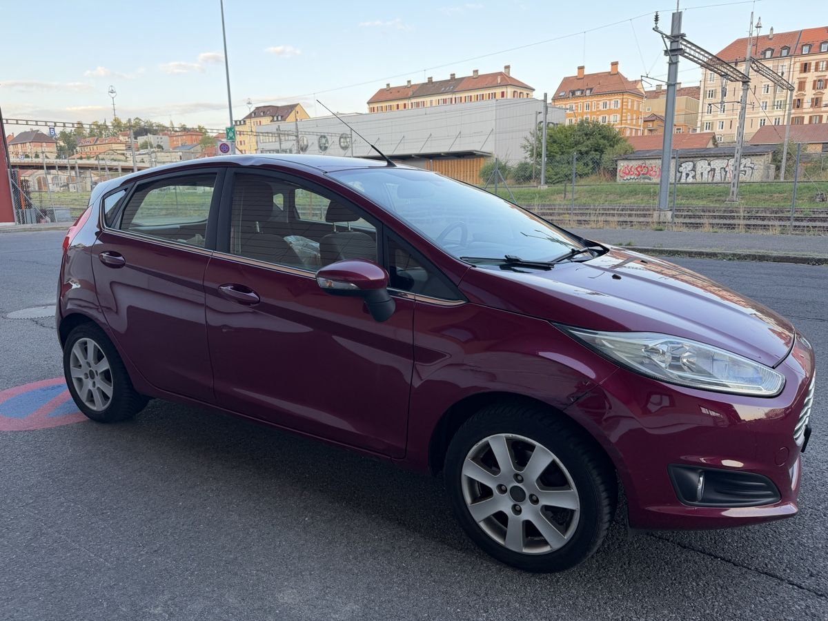 Ford Automobili: Ford fiesta – Usato da La Chaux-de-Fonds venduto da Transportchezmax 1