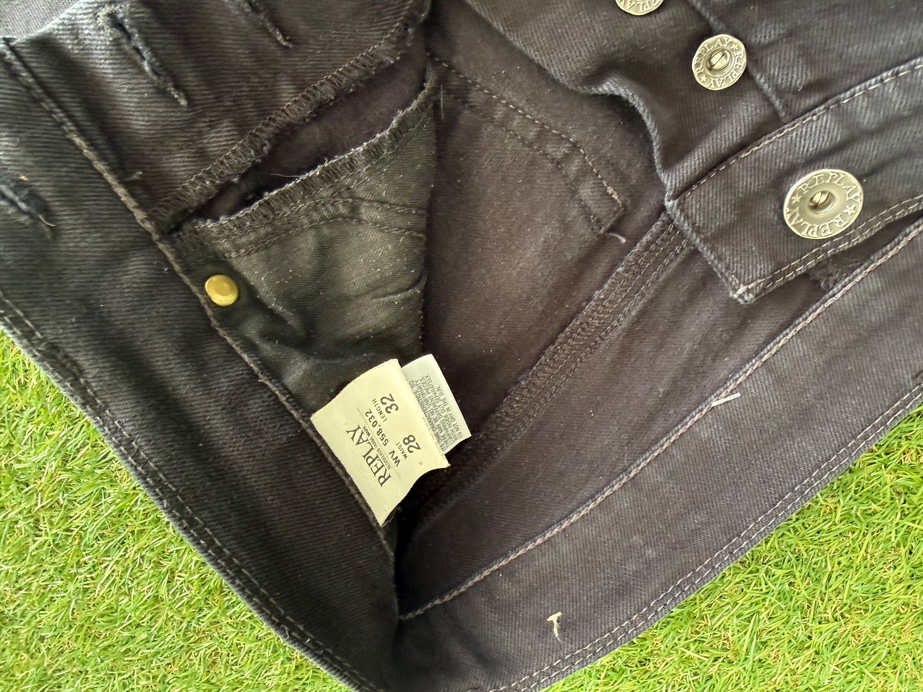 Replay Jeans: Jeans von Replay W28L32 – Gebraucht aus St. Gallen von Emifrei 5