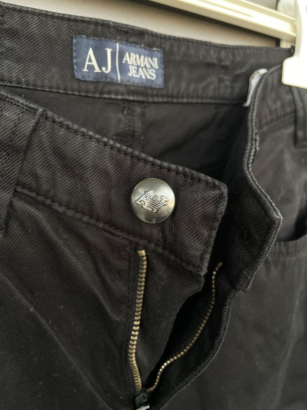 Armani Jeans: 100% original ARMANI JEANS Size 26 – Usato da Zug venduto da dmjtita 4