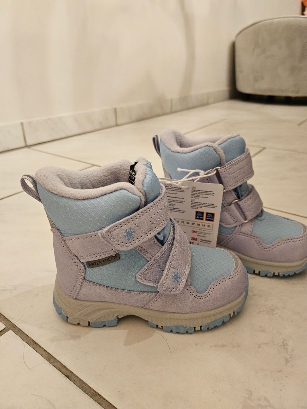 Scarpe per ragazze: Winterschuhe 23 – Nuovo (secondo la descrizione) da Kefikon TG venduto da Livline 1